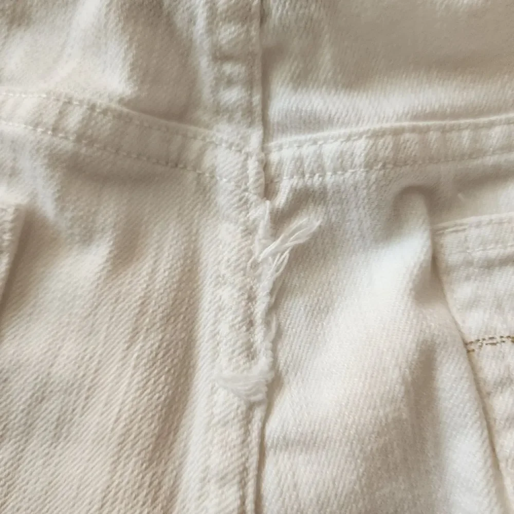 D&co. Denim & Company Women's Denim Bermuda Shorts Size 8